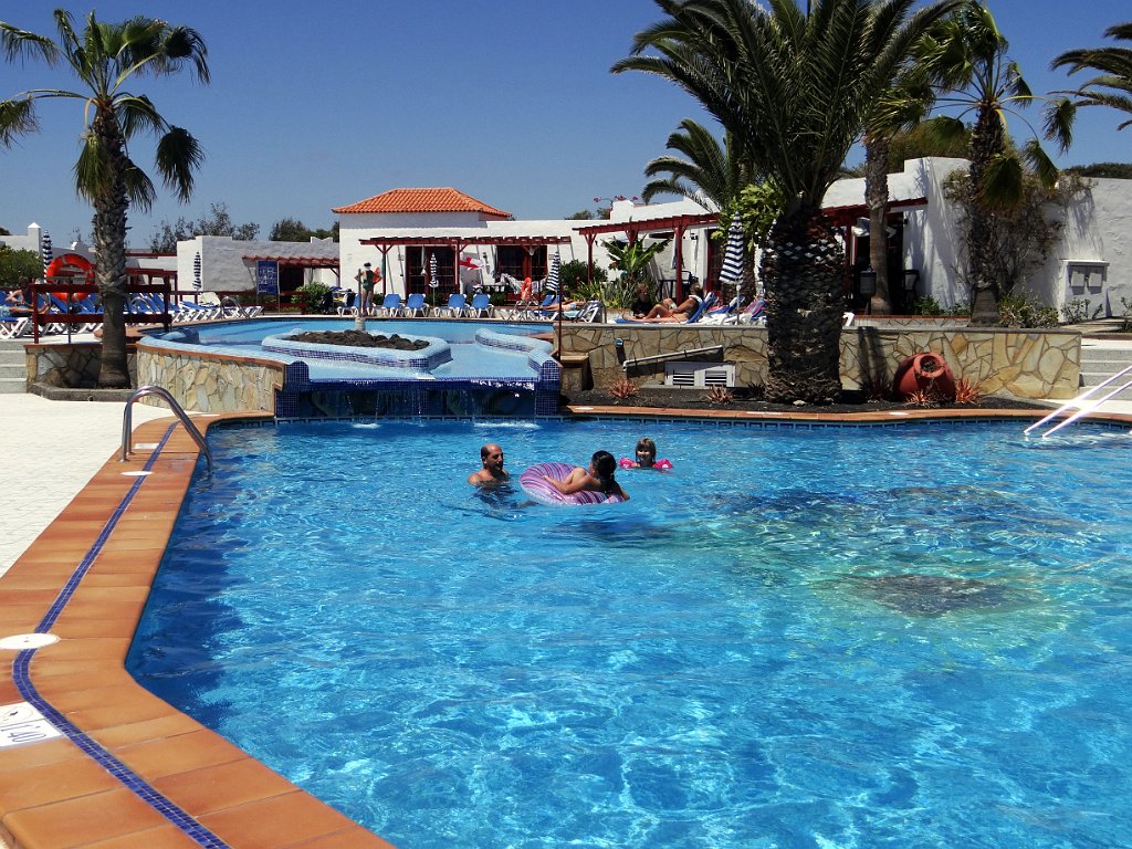 38 Castillo Beach - il villaggio.JPG
